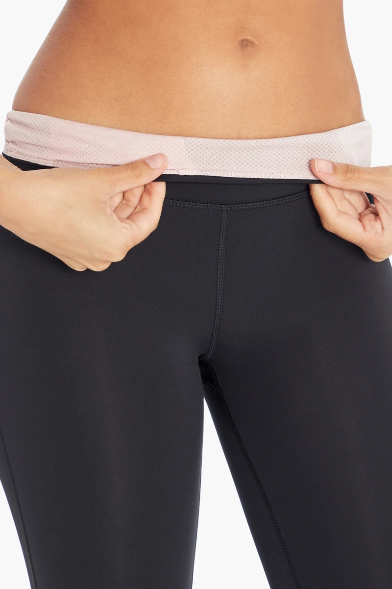 Marika Girl Sport Solid Capri Legging In Black Pink, S (46)